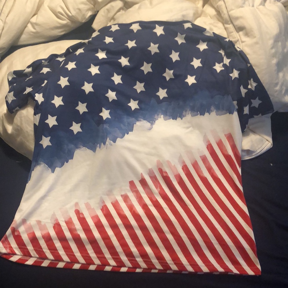 Shirt - Picture 2 of 7